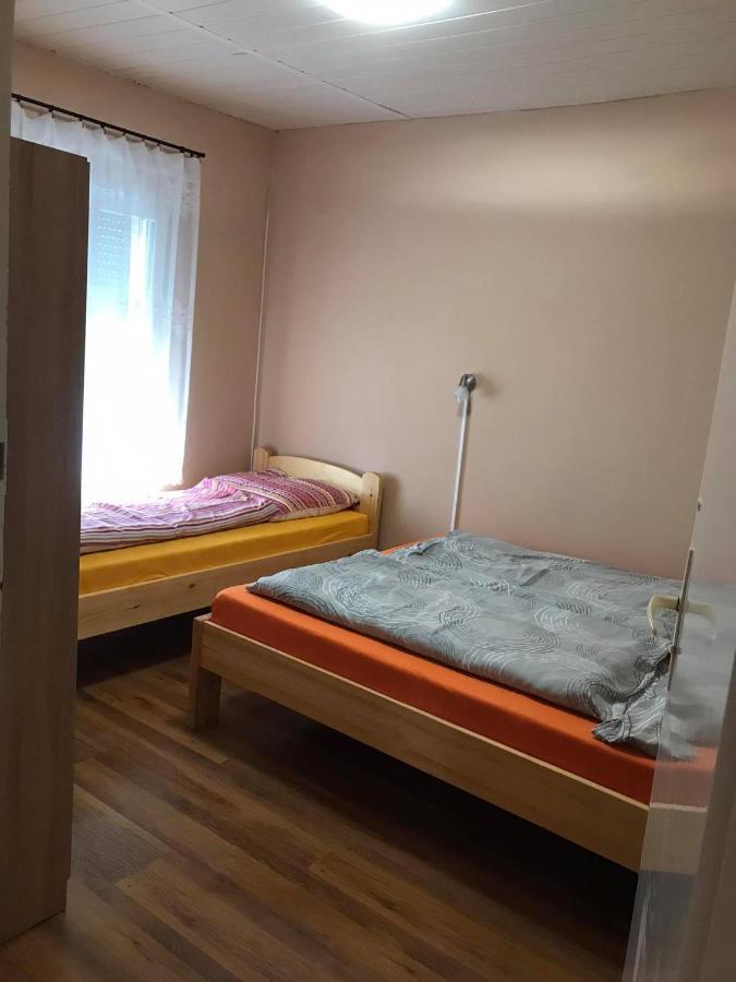 Apartament Tahiti Apartman Hajdúszoboszló Zewnętrze zdjęcie