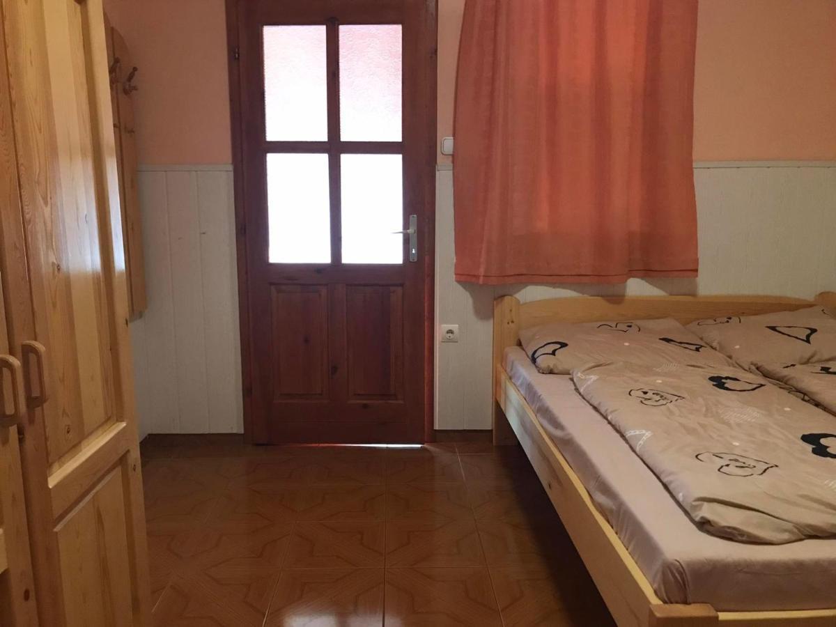 Apartament Tahiti Apartman Hajdúszoboszló Zewnętrze zdjęcie